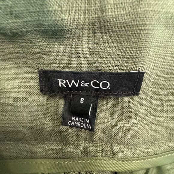 RW&CO. Olive Green Women's Shorts - Picture 5 of 5